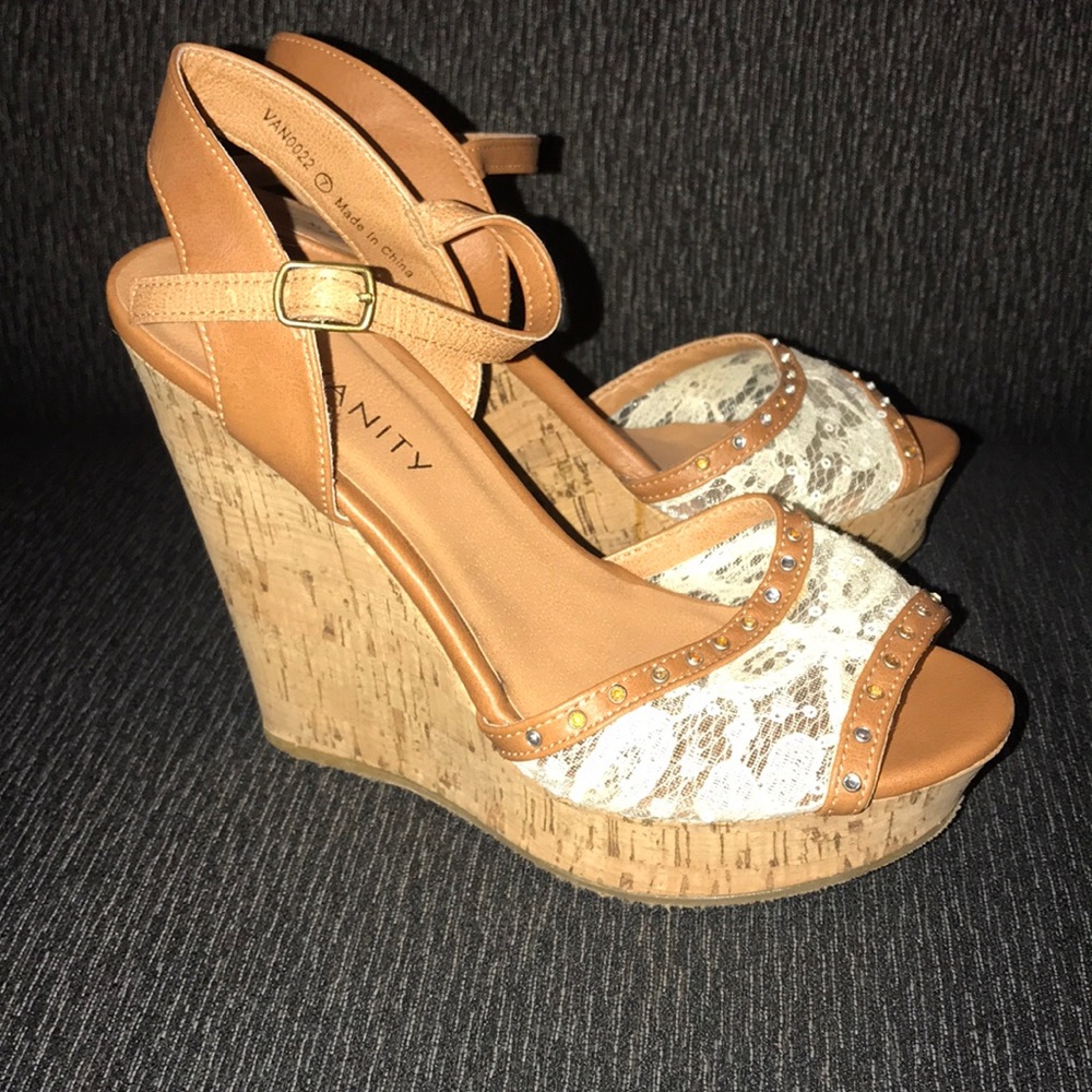 Women’s Size 7 Wedges